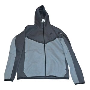 Nike Men's Performance Jacket in Gray and Black